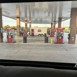 QuikTrip - Spacious for rvers