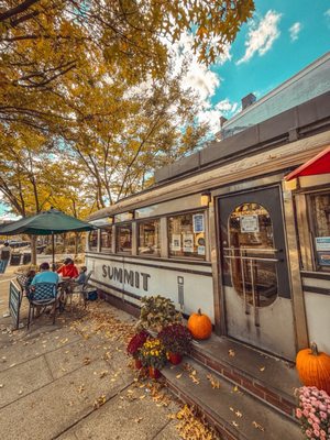 Summit Diner by null