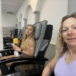 Love Nails - Much needed deluxe pedicures !