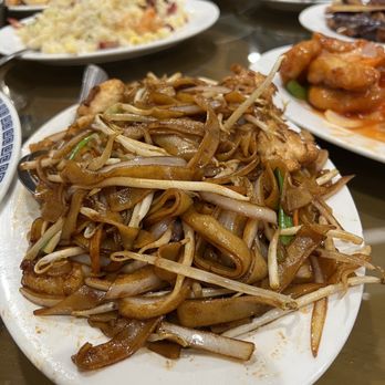 Hot Wok Cafe - #1056. Combination Chow Fu - Chinese Near Me - Northridge, California Hot Wok Cafe - #1056. Combination Chow Fu - Chinese Near Me - Northridge, California