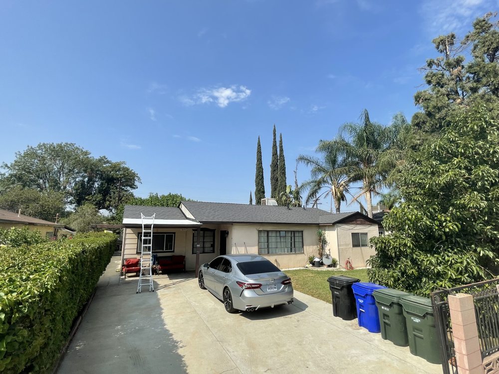 Slide of Lifetime Construction & Development