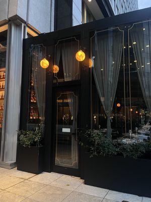 SOCIAL CORNER COAL HARBOUR by null