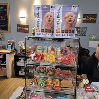Uptown Dawg - Pet Training Near Me - Port Moody, British Columbia Uptown Dawg - Pet Training Near Me - Port Moody, British Columbia