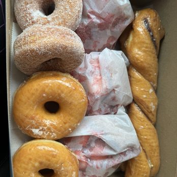 THE DONUT MAN - GLENDORA - Updated April 2025 - 6864 Photos & 5382