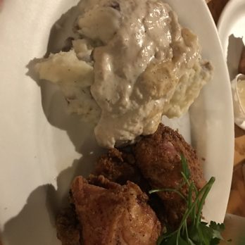 The Kettle - Honey fried chicken was good.  The gravy on the mashed potatoes was cold and a bit weirdo for my liking - Diners Near Me - Manhattan Beach, California
