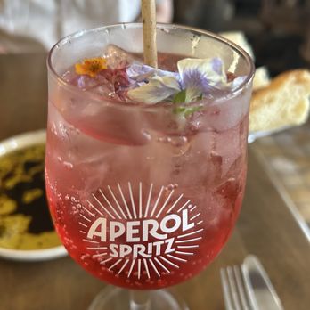 JACOPO - Ibisco Spritz - Cocktail Bars Near Me - Montreal, Quebec JACOPO - Ibisco Spritz - Cocktail Bars Near Me - Montreal, Quebec