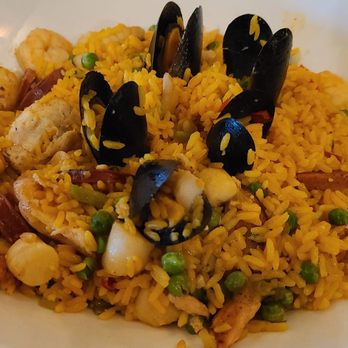 Bahama Breeze - Paella - Bars Near Me - Wayne, New Jersey