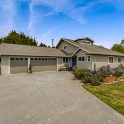 Hannah Winans - Trillium Realty Group