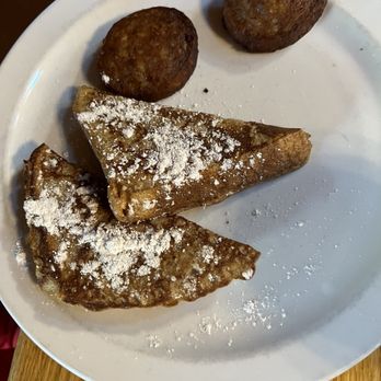 Log Cabin - Kids French toast - New Mexican Cuisine Near Me - Ruidoso, New Mexico