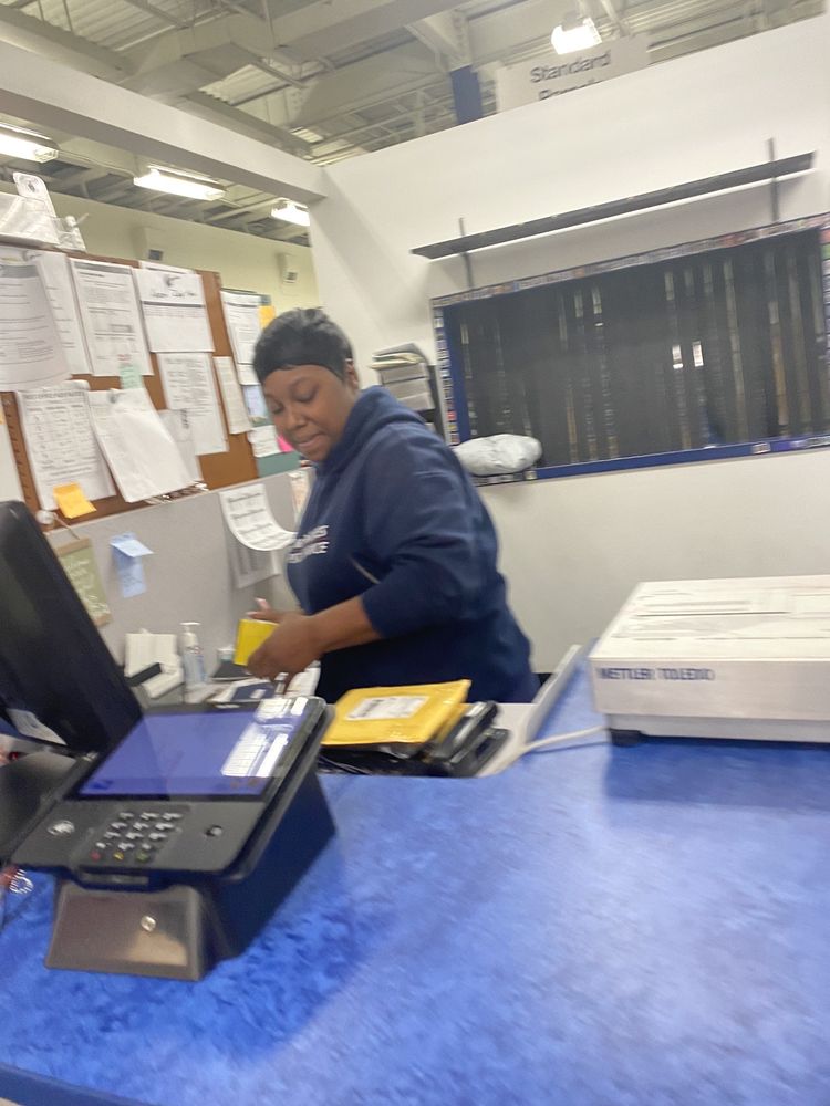 US POST OFFICE Updated October 2024 11 Reviews 601 E 8Th Ave