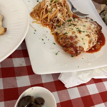 Pomodoro Pizza Pasta - Chicken parm - Italian Near Me - Aurora, Colorado Pomodoro Pizza Pasta - Chicken parm - Italian Near Me - Aurora, Colorado