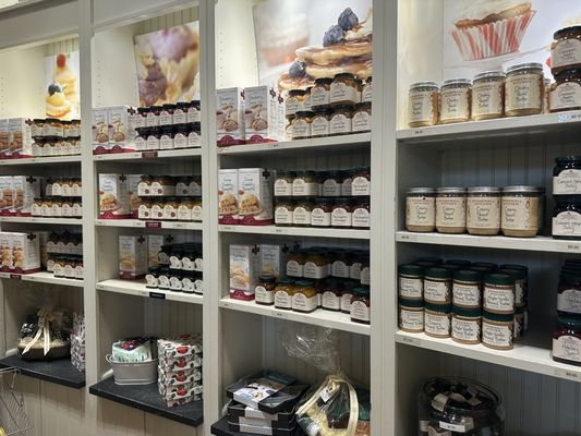 Stonewall Kitchen Headquarters by null