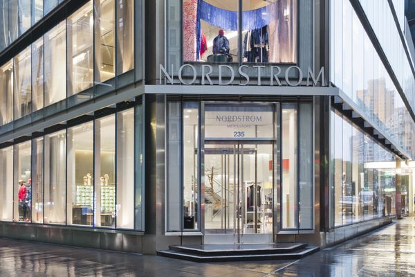 shoe stores nyc midtown