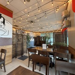 Yama Si Japanese Kitchen - Interior