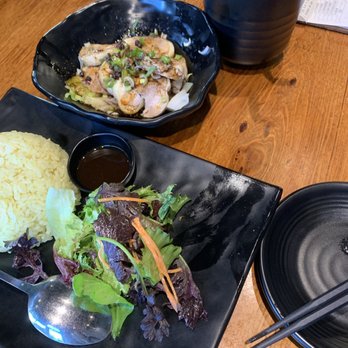 Stick & Steam - Spicy Mala chicken rice plate with soup - Dim Sum Near Me - Millbrae, California