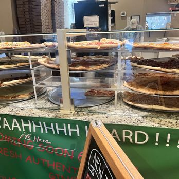 Ginos Real New york Pizza - Pizzas - Pizza Near Me - Myrtle Beach, South Carolina Ginos Real New york Pizza - Pizzas - Pizza Near Me - Myrtle Beach, South Carolina