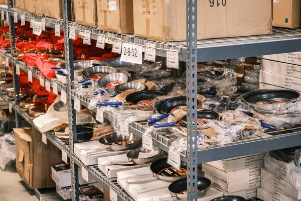 Econ World Trading by null