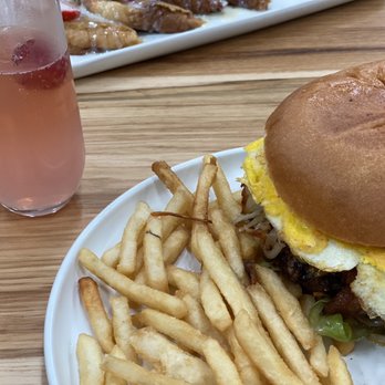 The Breeze Cafe - Brunch burger - Breakfast & Brunch Near Me - Newark, California The Breeze Cafe - Brunch burger - Breakfast & Brunch Near Me - Newark, California