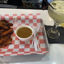 Mini Turkey Tips, Baked Beans and Refreshing Margarita Mini Turkey Tips, Baked Beans and Refreshing Margarita