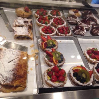Coccinella - Ice Cream & Frozen Yogurt Near Me - Albiate, Manitoba