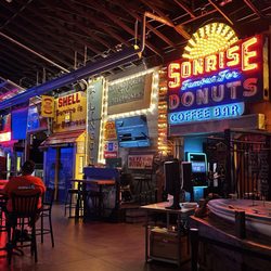 Route 66 Motorheads Bar & Grill - So much to look at!!
