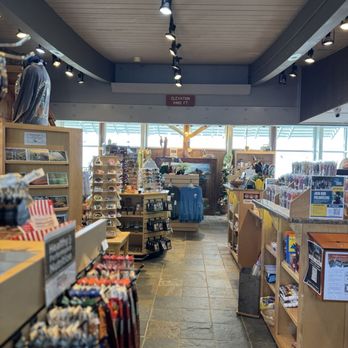 Black Rock Mountain State Park - Gift shop - Parks Near Me - Mountain City, Georgia