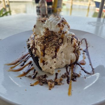 Foxy's Harbor Grille - Seafood Near Me - St Michaels, Maryland