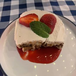 Strawberry tiramisu Strawberry tiramisu