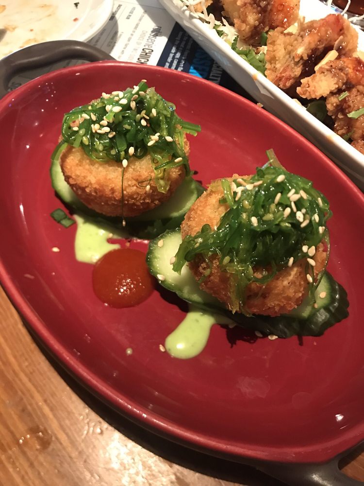 Crab cakes , Yelp