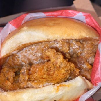 Roaming Rooster - Honey Butter Chicken Sandwich - Chicken Shop Near Me - Washington, DC, District of Columbia