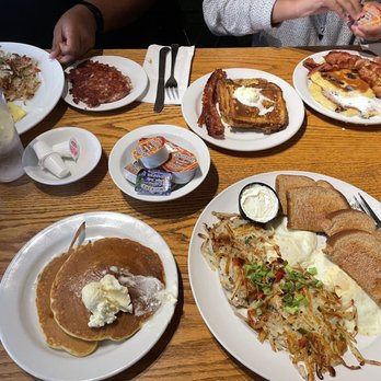 Hearth N Kettle - Breakfast & Brunch Near Me - South Yarmouth, Massachusetts