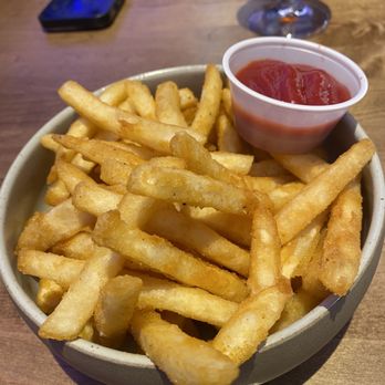 Ballast Point Brewing San Francisco - Side order of seasoned fries - Breweries Near Me - San Francisco, California Ballast Point Brewing San Francisco - Side order of seasoned fries - Breweries Near Me - San Francisco, California
