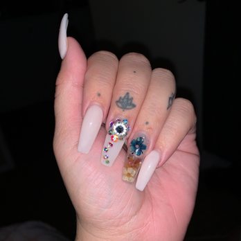 Vivian’s Spa & Nails - Nail Salons Near Me - Temecula, California Vivian’s Spa & Nails - Nail Salons Near Me - Temecula, California