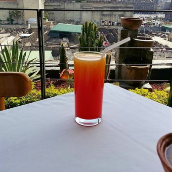 El Mayor - Conga (non alcoholic) with Templo Mayor in the background - Mexican Near Me - México, D.F., DIF El Mayor - Conga (non alcoholic) with Templo Mayor in the background - Mexican Near Me - México, D.F., DIF