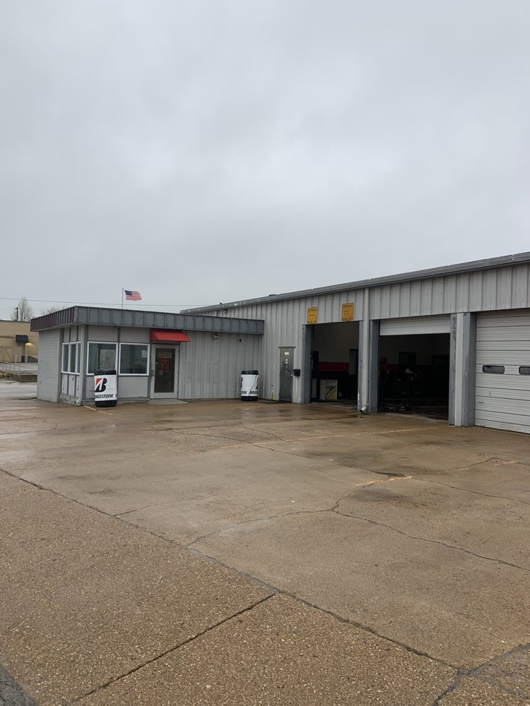 MAIN STREET AUTO Updated September 2024 11 Photos 100 S Main St, Mountain Grove, Missouri