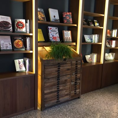 U.I.J Hotel & Hostel - 友愛街旅館 by null