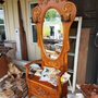 Photo of Henderson's Antiques
