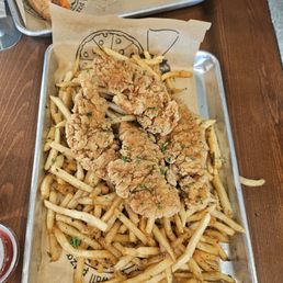 Chicken tenders & fries Chicken tenders & fries