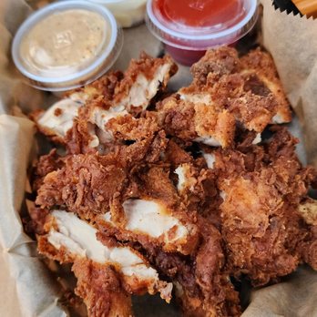 Solace Outpost - Fried chicken thighs. - Sports Bars Near Me - Washington, DC, District of Columbia Solace Outpost - Fried chicken thighs. - Sports Bars Near Me - Washington, DC, District of Columbia
