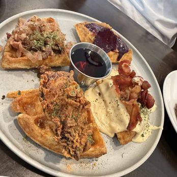 Harrington House - Waffle sampler - Beer, Wine & Spirits Near Me - Bakersfield, California