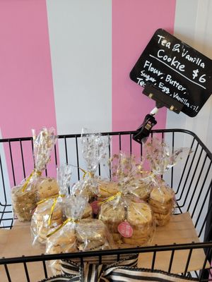 Jiro Cafe & Bakery by null