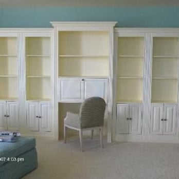 Woodcrafters - a living room with built in bookcases - General Contractors Near Me - Traverse City, Michigan Woodcrafters - a living room with built in bookcases - General Contractors Near Me - Traverse City, Michigan