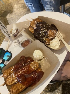 Coconut Whisk Cafe & Bubble Tea Shop by null
