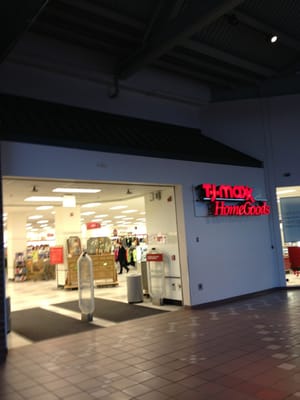 TJ MAXX - Updated July 2025 - 13 Reviews - 7 Neponset St, Worcester