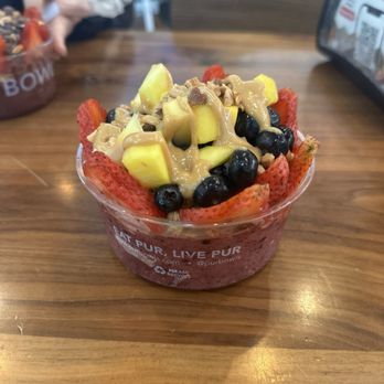Pur Bowls - Very Berry bowl, no banana, no coconut flakes, with mango and peanut butter - Acai Bowls Near Me - Santa Ana, California Pur Bowls - Very Berry bowl, no banana, no coconut flakes, with mango and peanut butter - Acai Bowls Near Me - Santa Ana, California