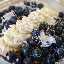 Movita Juice Bar - Very berry bowl