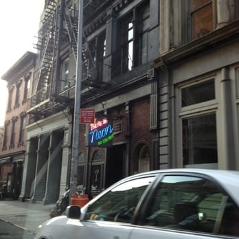 Let There Be Neon - Signmaking Near Me - Brooklyn, New York Let There Be Neon - Signmaking Near Me - Brooklyn, New York