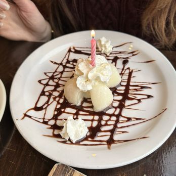 Momo Sushi - Mochi birthday dessert - Japanese Near Me - Minneapolis, Minnesota