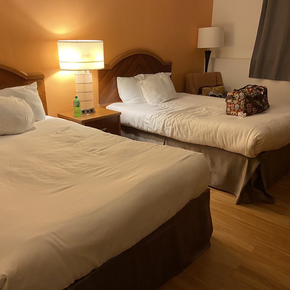 Econo Lodge - Hotels Near Me - Alliance, Nebraska