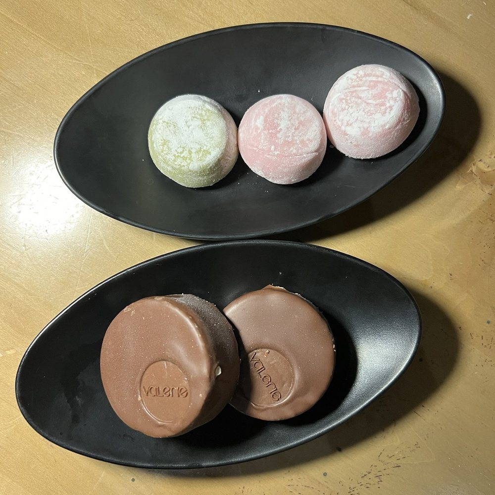 Valerie - ICE CREAM COOKIE ASSORTED MOCHI - Cocktail Bars Near Me - Toronto, Ontario Valerie - ICE CREAM COOKIE ASSORTED MOCHI - Cocktail Bars Near Me - Toronto, Ontario